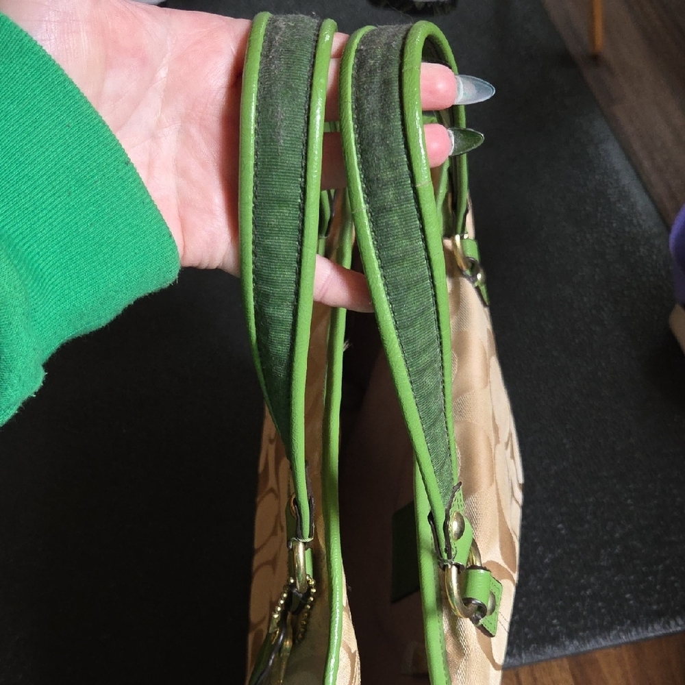 Coach Beige Signature Satchel with Green Trim - Picture 14 of 16